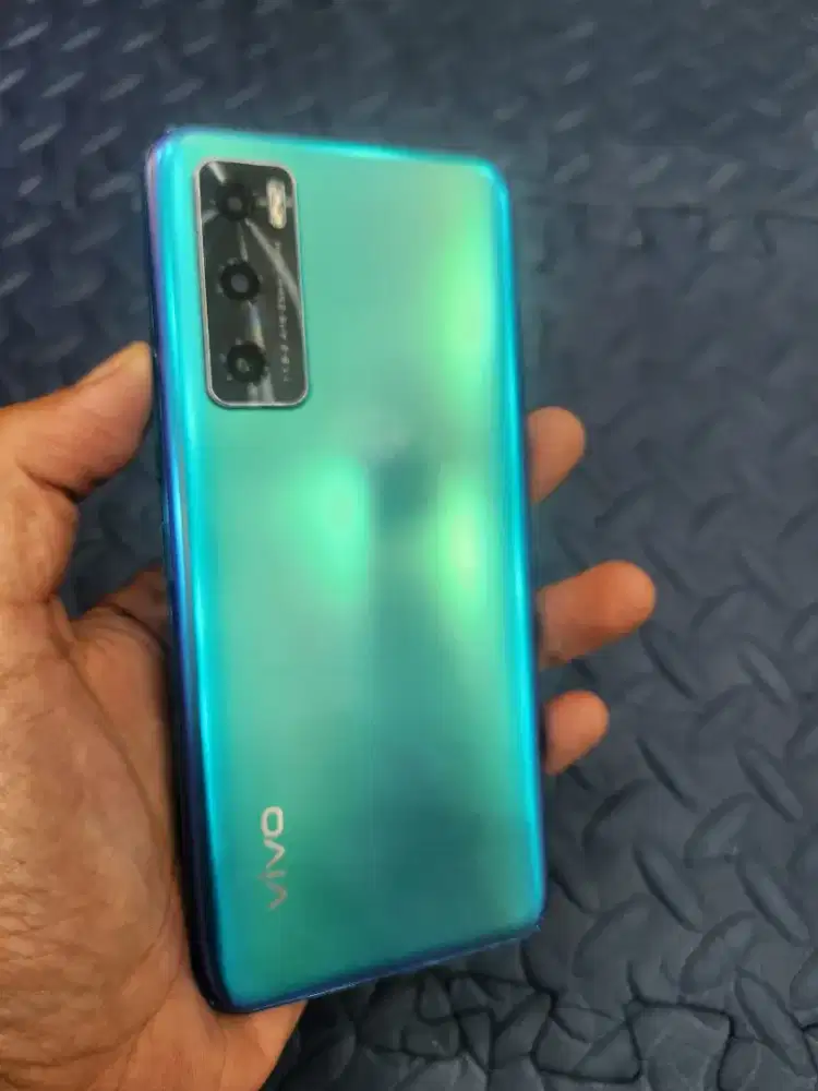 Vivo v20 se unit plus charger aja