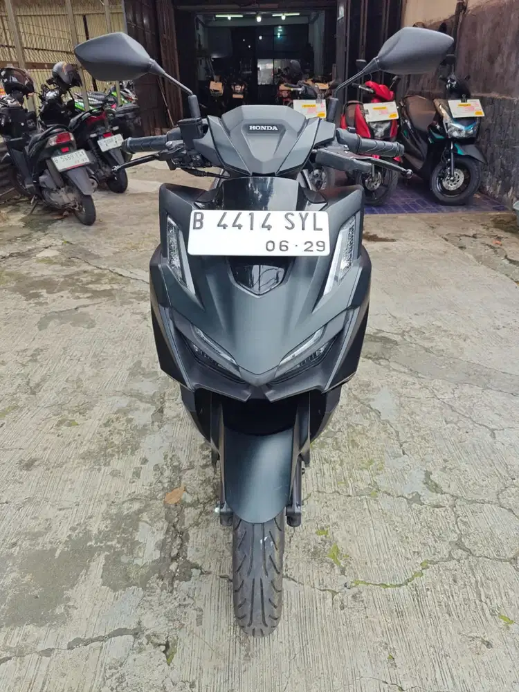 Vario 160 cbs 2024 km 15rb dp 1jt syl oalea