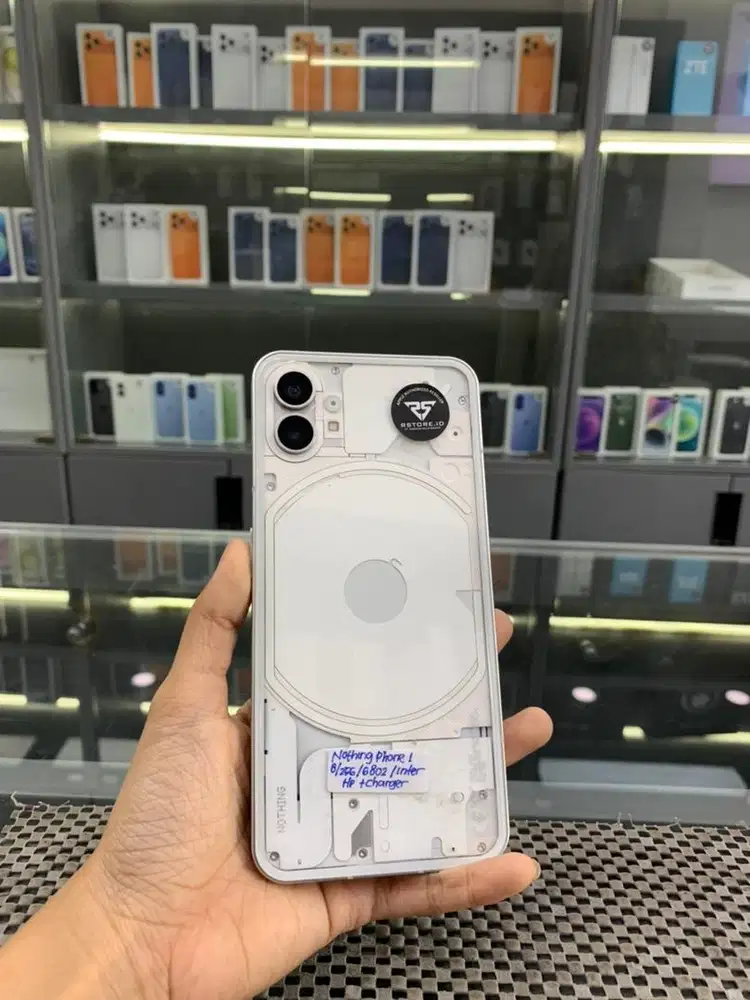 Nothingphone 1 8/256gb Hp&chrge ex garansi internasional beacukai