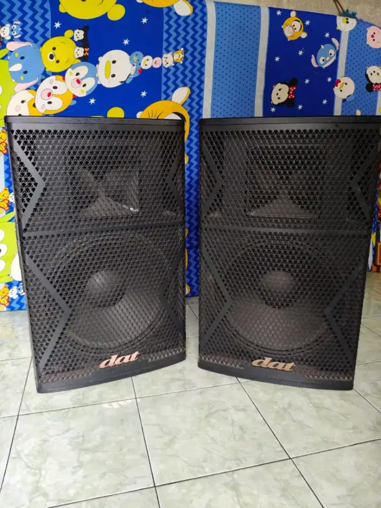 Speaker Aktif DAT F15 istimewa