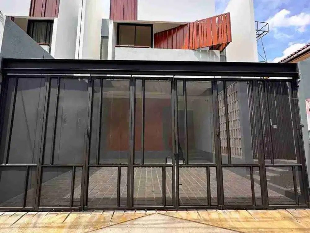 Jual Rumah Baru SIAP HUNI Dkt Pintu Tol Becak Kayu & Pondok Gede Duren Sawit Jakarta Timur