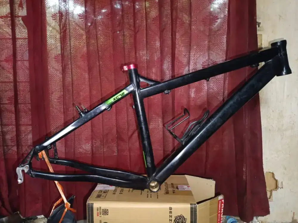 sepeda avilianche XC72