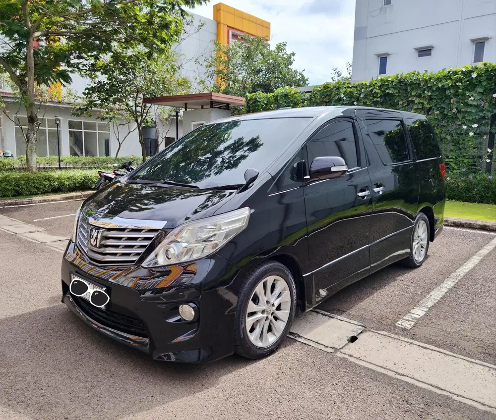 Toyota Alphard 2010 Bensin