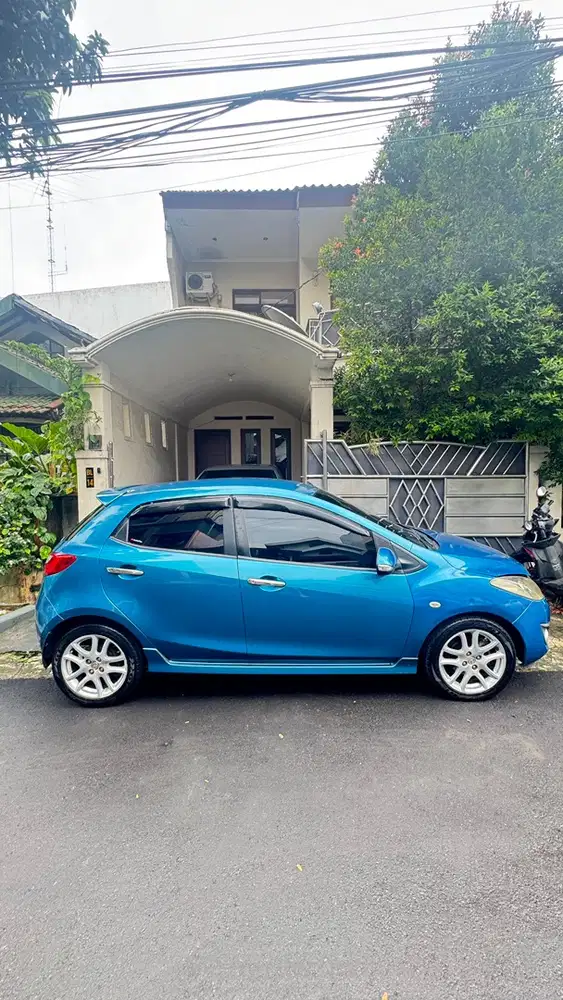 Mazda 2 2012 Bensin