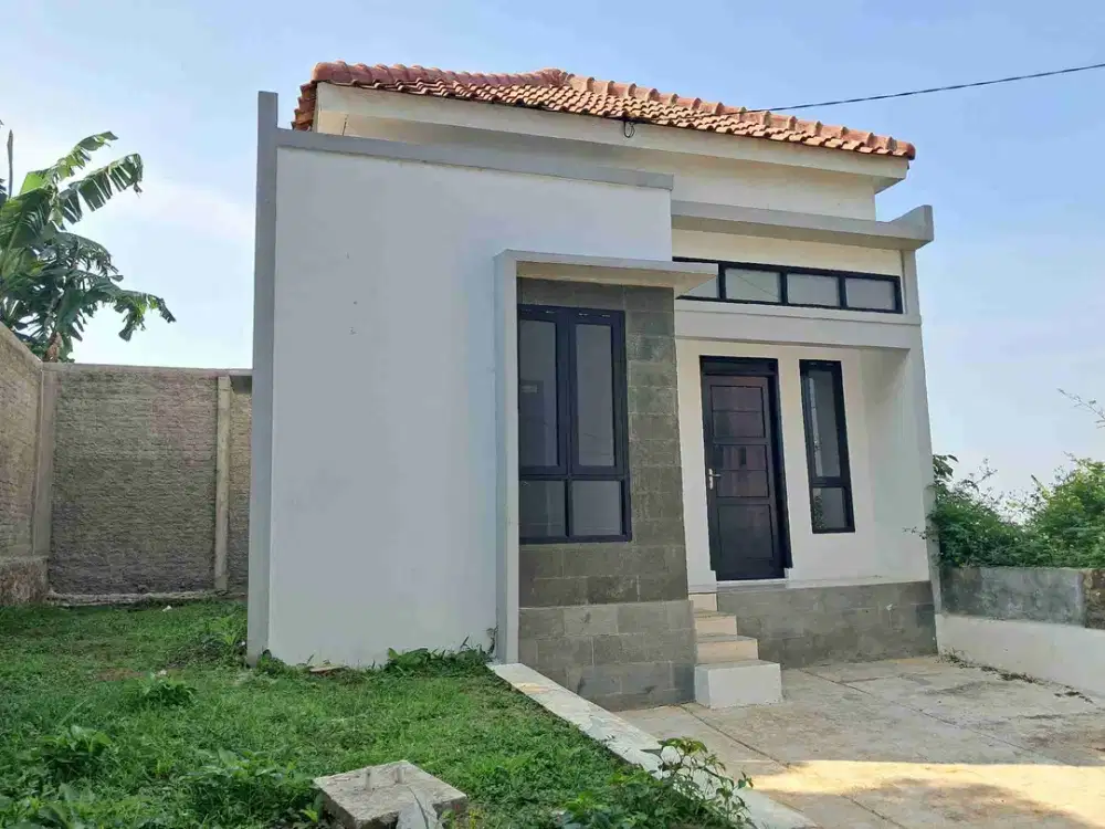 RUMAH HOOK KODYA BANDUNG, Parkir Lebih Lega, Nilai Jual Lebih Tinggi