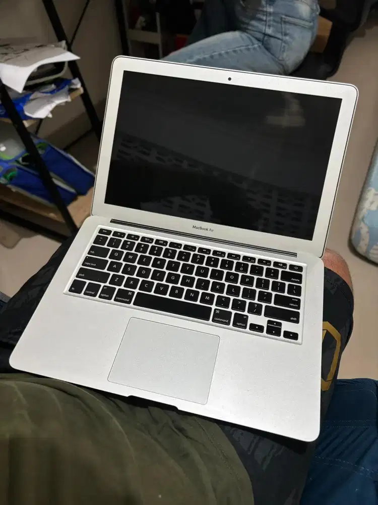 Murah Mulus Macbook Air 13 2017 (8gb / 128gb)