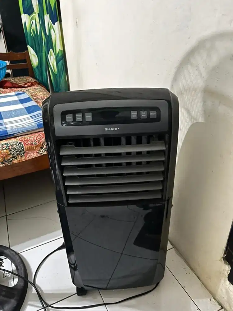 Air Cooler Sharp Istimewa
