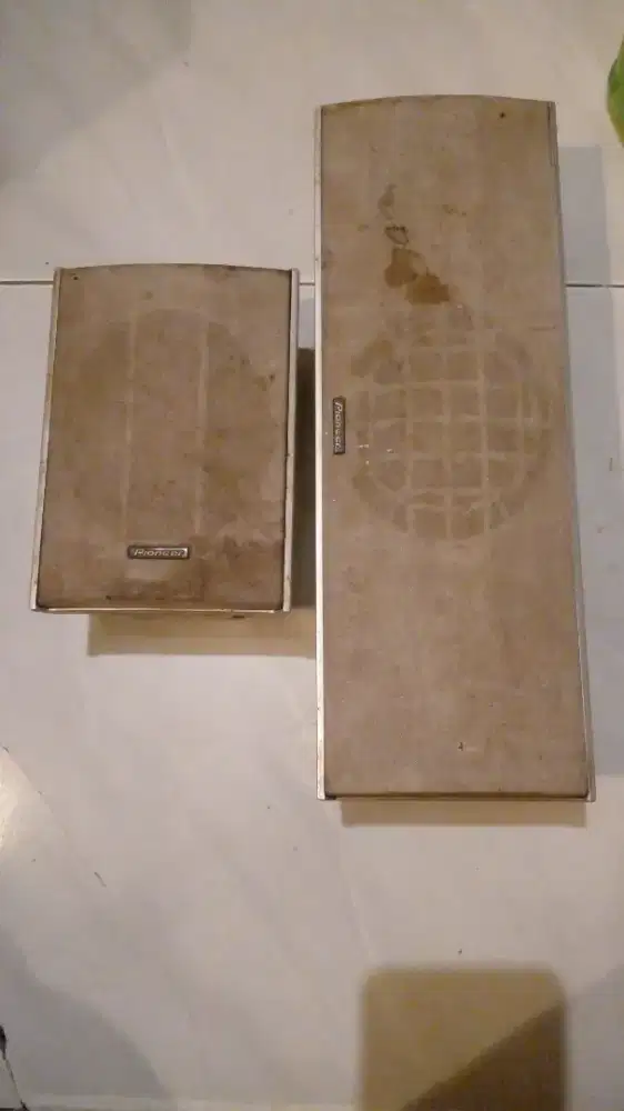 Speakers pioneer sht 05 center dan surounds normal suara bagus