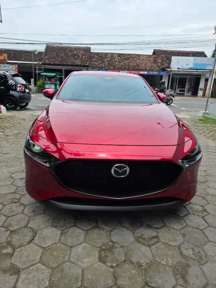 Mazda 3 hatchback at tahun 2025