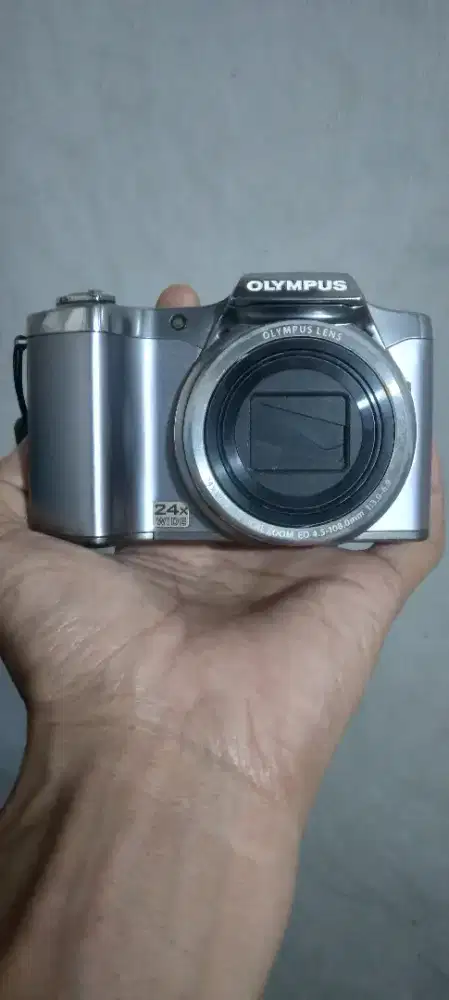 Digital camera Olympus SZ 14