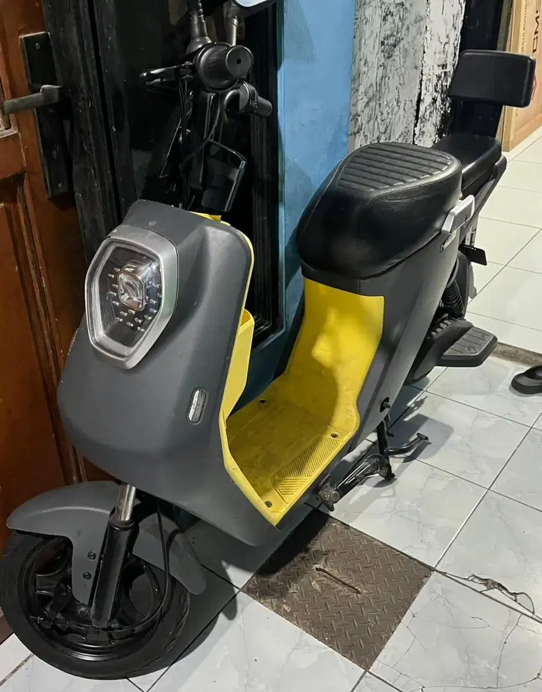 Sepeda Listrik Uwinfly M60