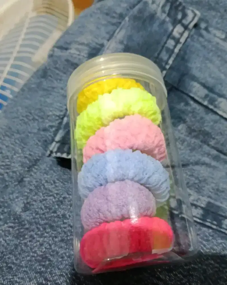 Ikat rambut donat bekas gratis kondisi 90%