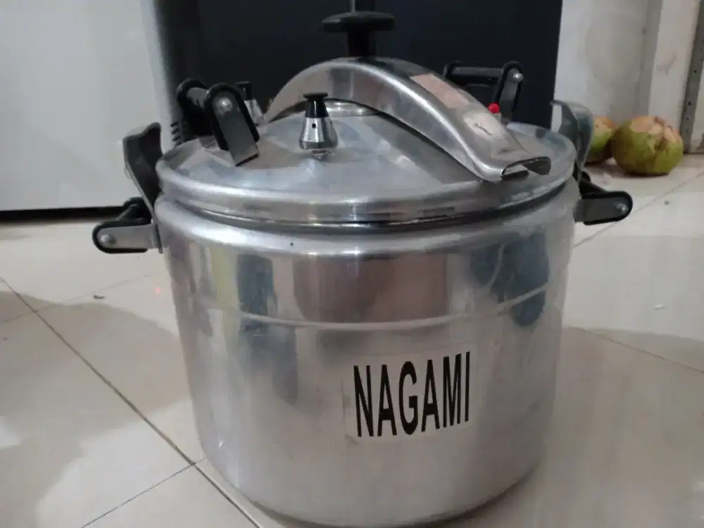 Panci Presto Nagami Besar 30+ Liter Bekas - Rp1.500.000 Nego