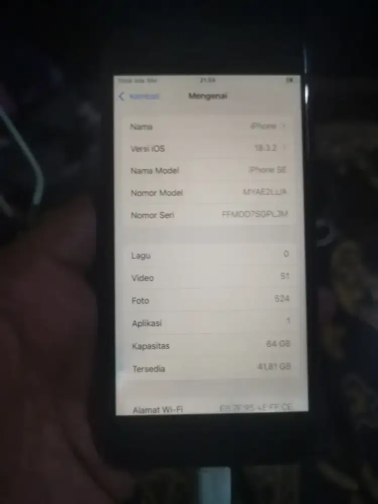 iPhone SE gen 2 ( 2020 )