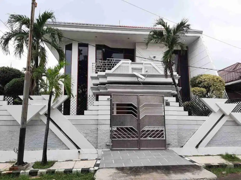 DIJUAL RUMAH MEWAH  DHARMAHUSADA INDAH UTARA
Surabaya Timur Lokasi elit & prestisius
