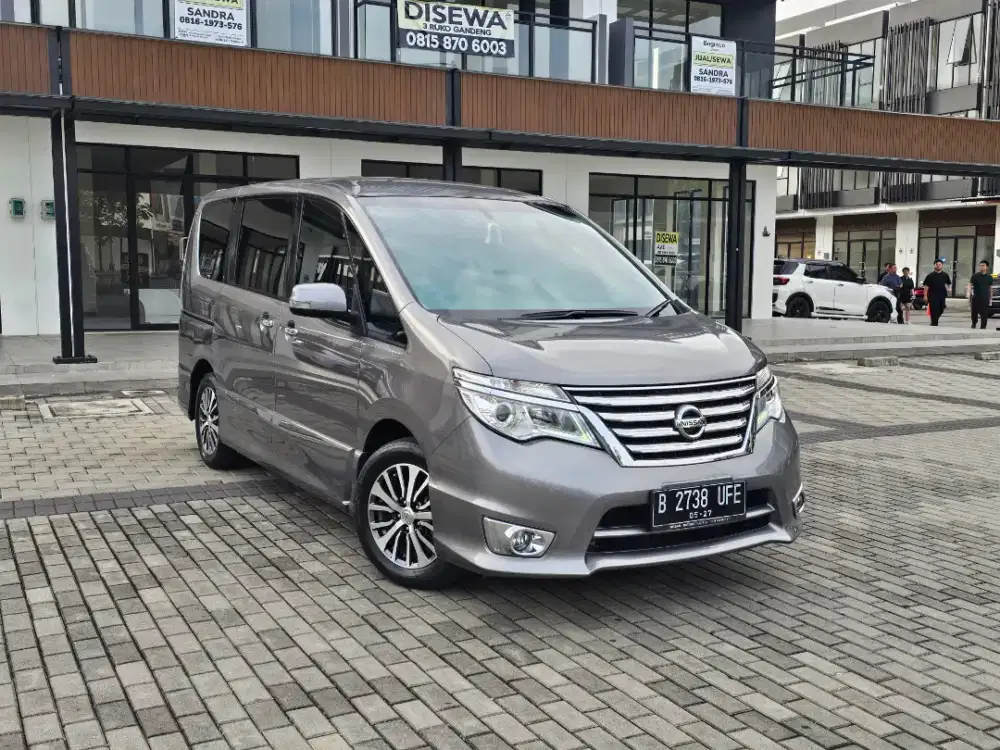 Nissan Serena HWS 2017 matic KM low dp 11 jt cicilan 3jtan
