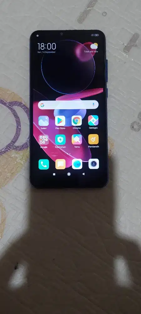 mi 8lite,ram 4/64.snap 660