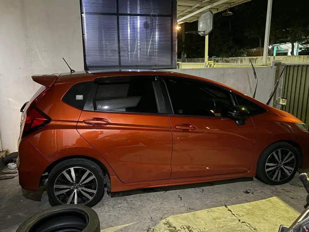 JAZZ RS AT 2018 GK5 SEPERTI BARU