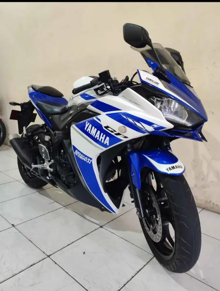 Yamaha R25 2014