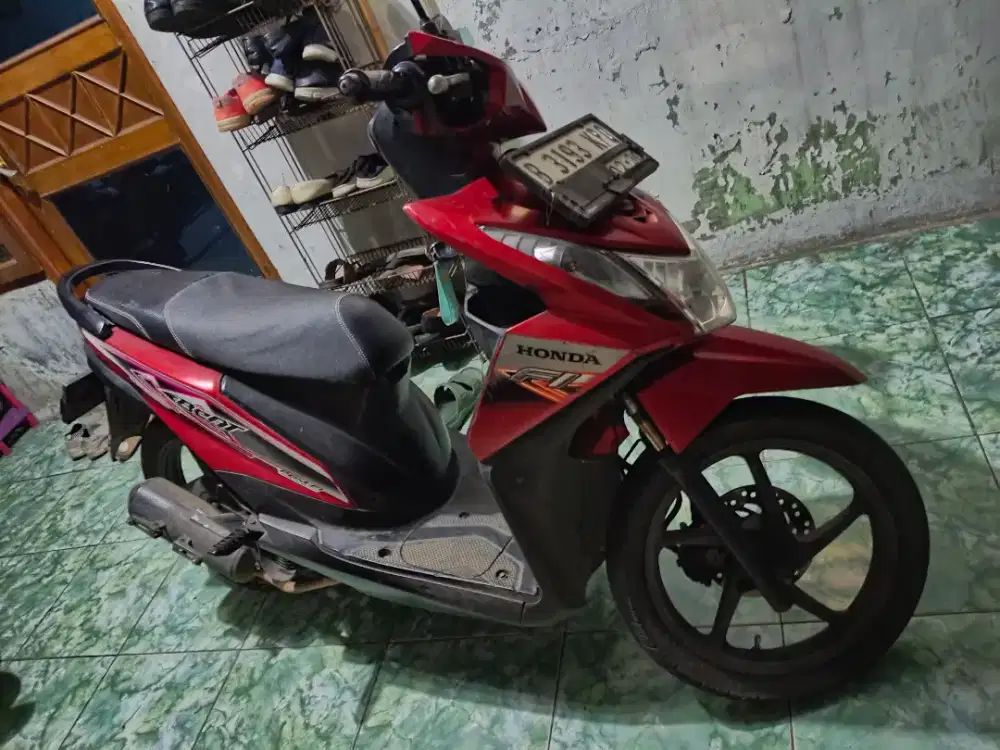 Honda Beat 2014 – Irit, Lincah, Siap Pakai!