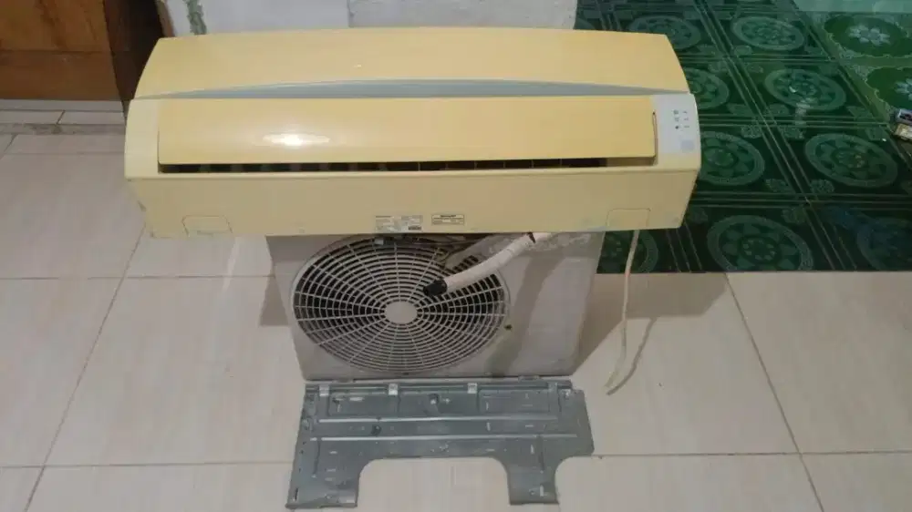 SERVIS AC TIDAK DINGIN