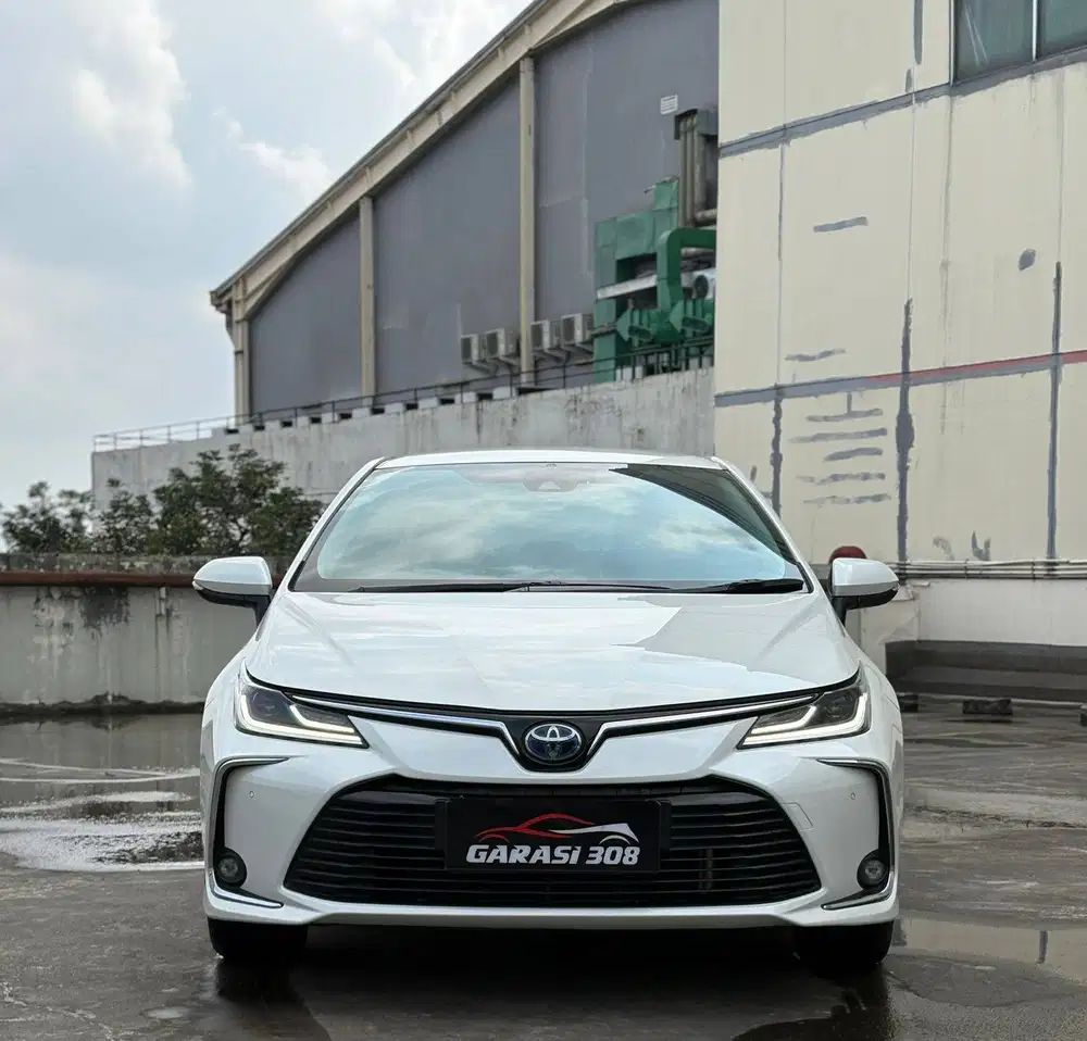 Toyota Corolla Altis V 1.8 Hybrid