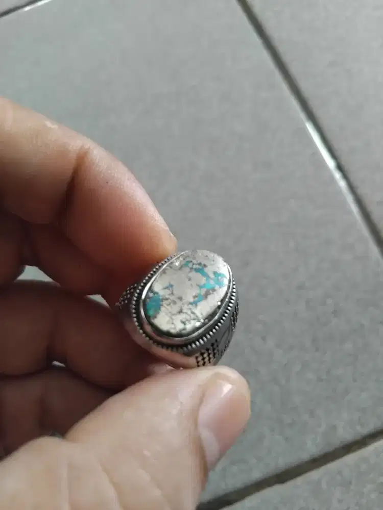 Cincin Natiral Pirus Logam