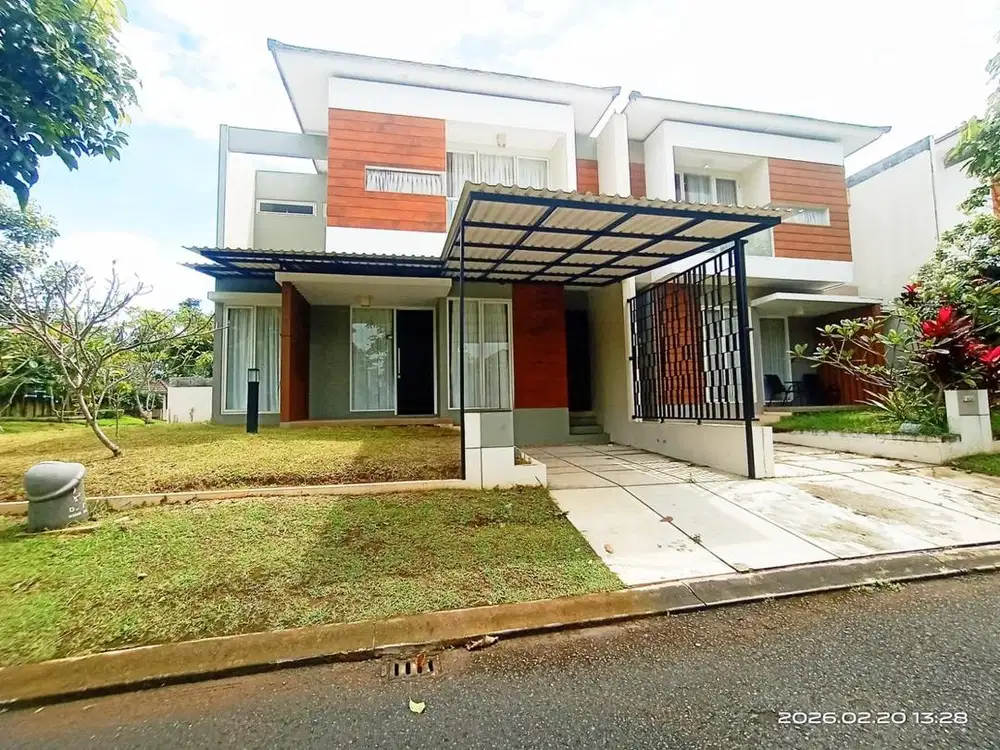 DISEWAKAN RUMAH DI IVY PARK CITRALAND BSB SEMARANG