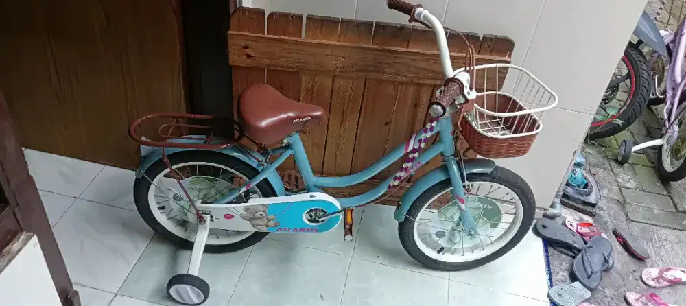 Dijual sepeda anak merk Atlantis