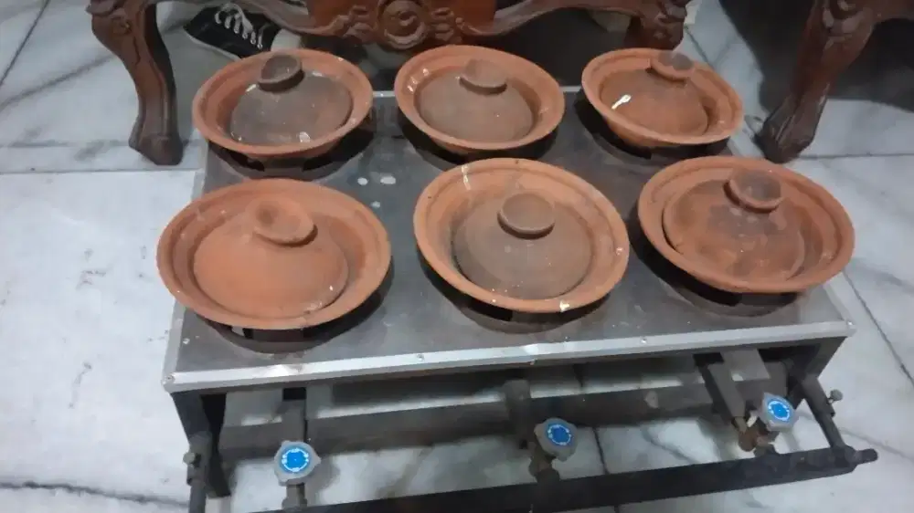 kompor serabi 6 tungku lengkap dengan cetakan tanah liat