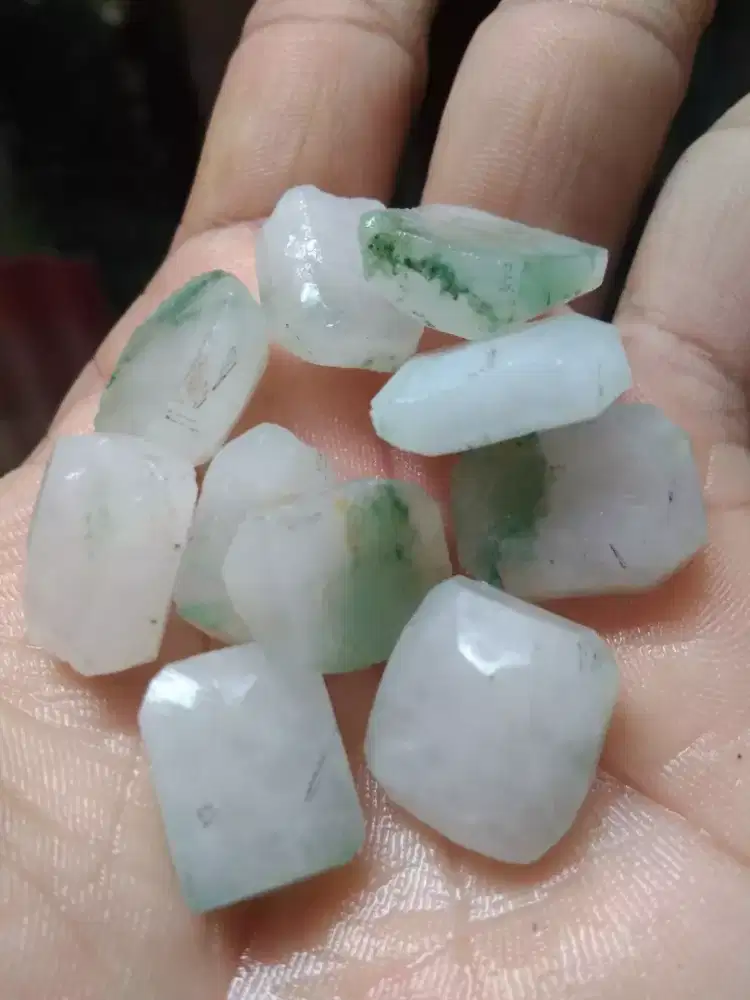 Giok Burma Kristal Jadeite Jade Paket Borongan