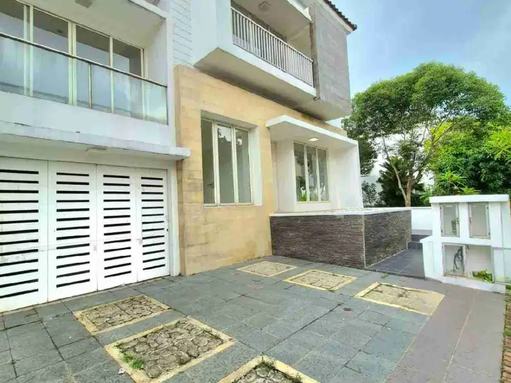 Rumah Siap Huni 4 KT di Kebayoran Bintaro sektor 7 Murah. 0787