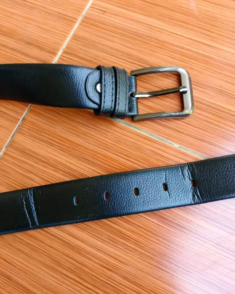 Gesper Pria Modern Bekas Gratis Kondisi 70%