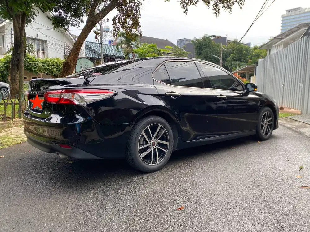 Camry 2021 2.5V 50th Edition Km Rendah Bonus Velg Ban Baru