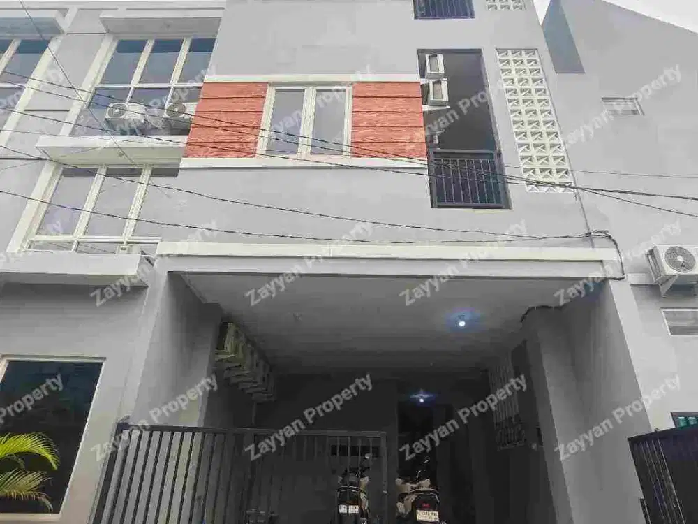 Dekat PETRA‼️Kost Exclusive Kutisari Surabaya