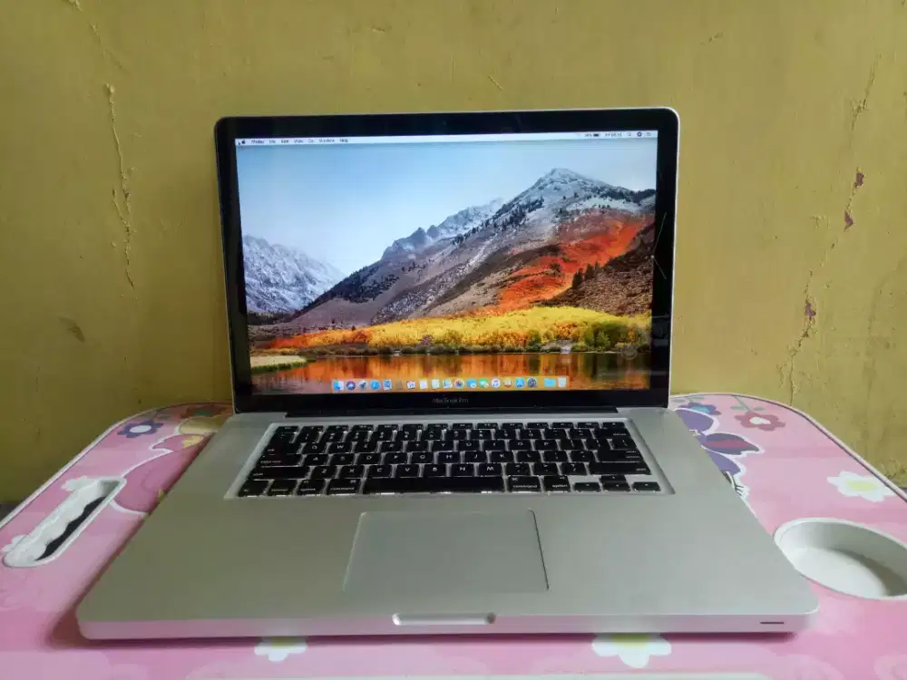 Macbook pro i7 2012 15 inch md103