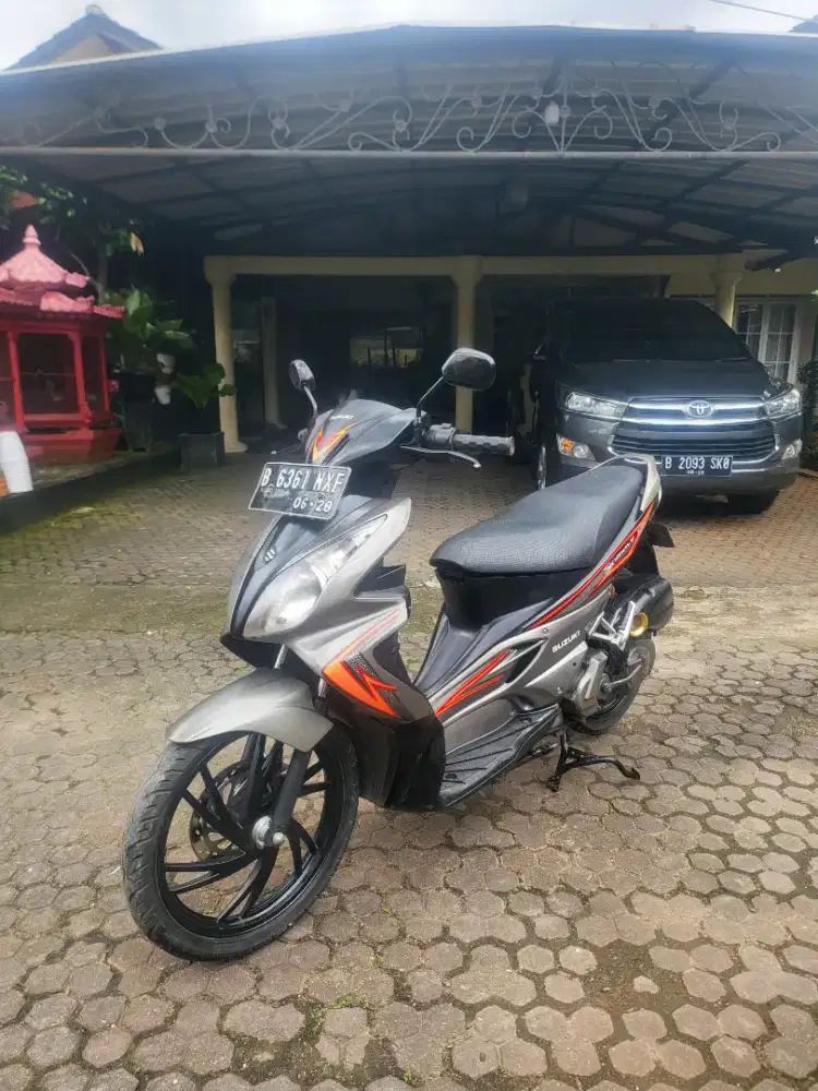 Suzuki Skywave 125 Tahun 2008 Abu Abu Hitam Surat Lengkap Siap Pakai