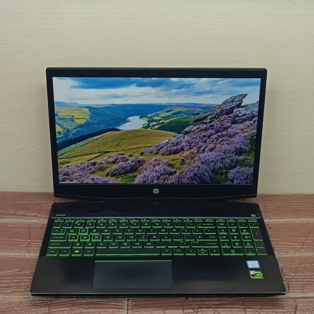 HP Pavilion Gaming 15  Intel Core i7-8750H 8GB/128GB+1TB GTX 1050 Ti