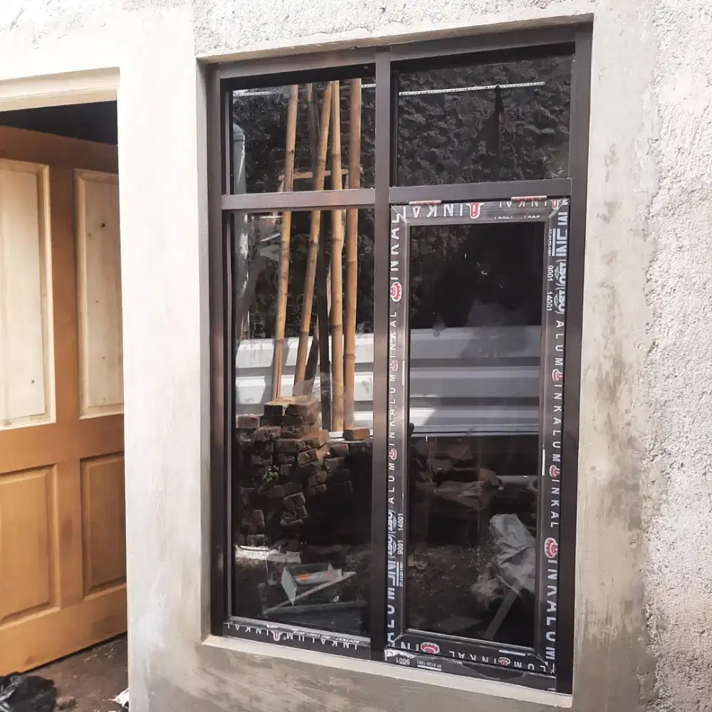 Kusen Jendela Aluminium Coklat + Kaca Riben 5mm