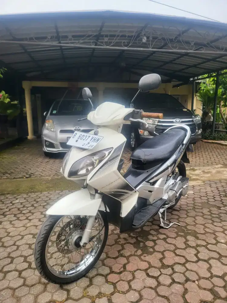 Yamaha Nouvo Z 200u Asli Putih Albino Lengkap