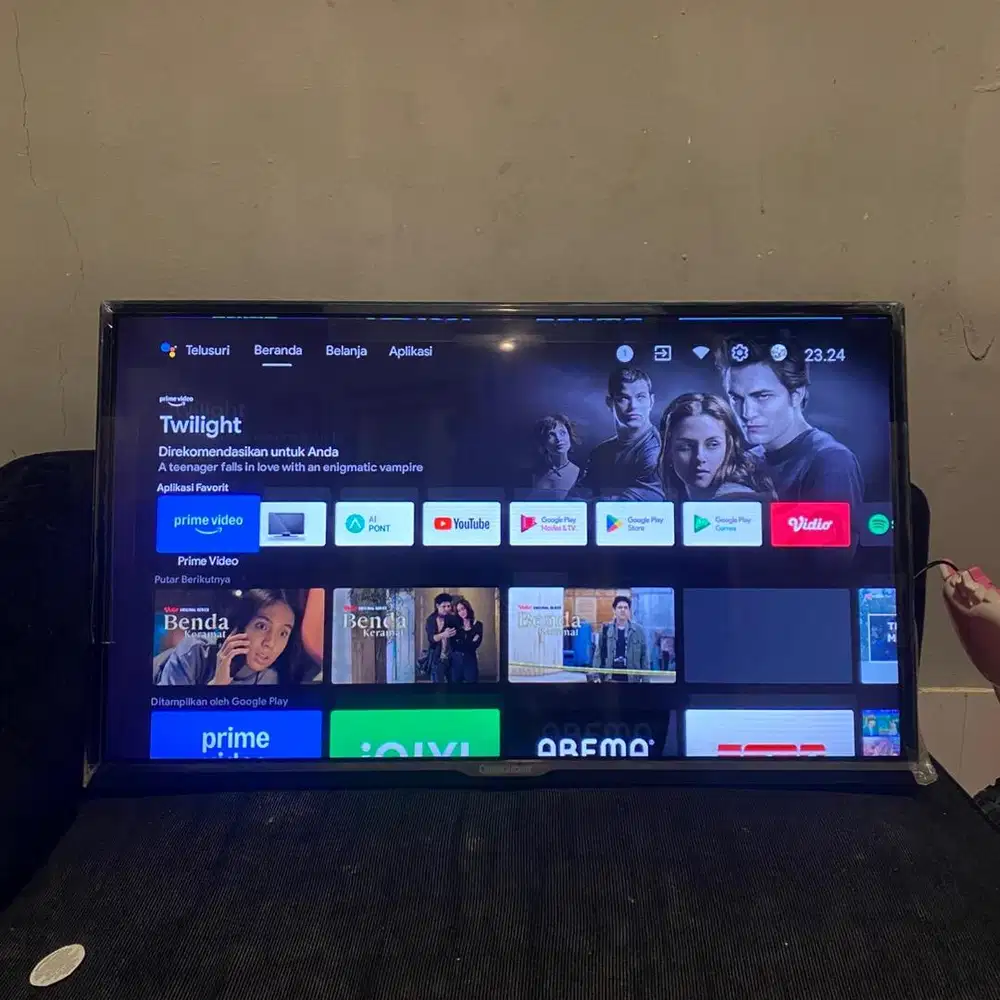 Di jual tv android smart tv 32 in merek changhong