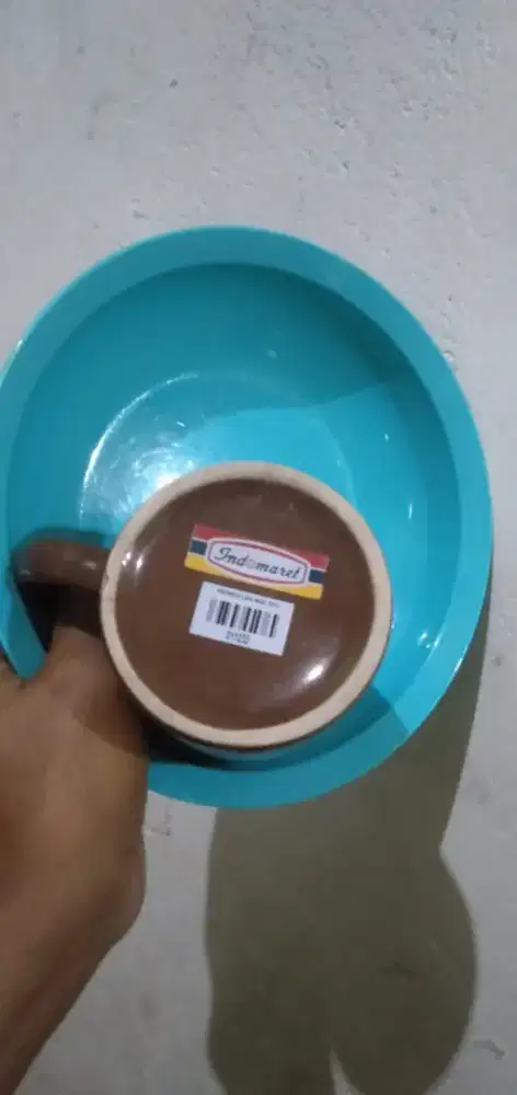 Wa dan hp aja yg cepat dia dapat buruann