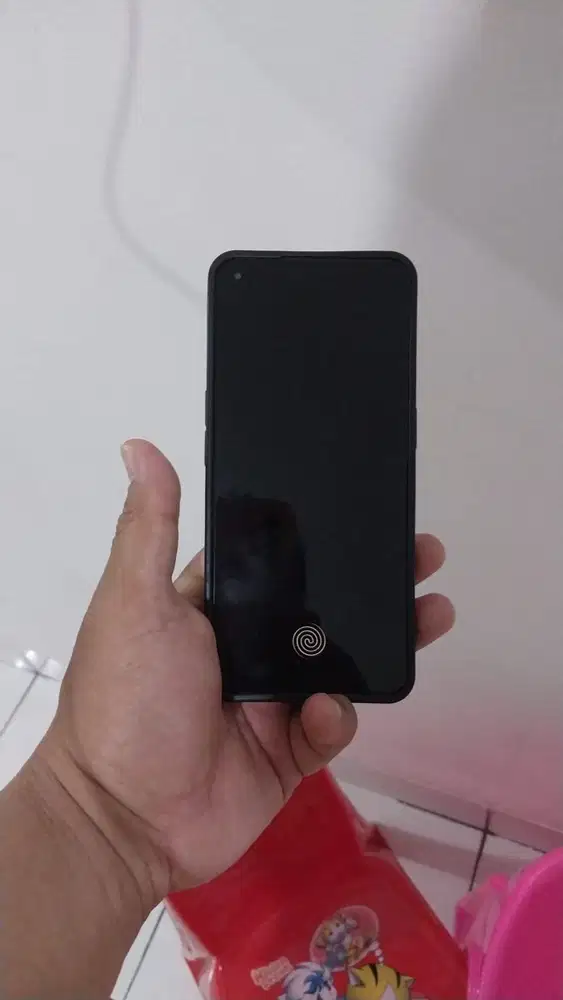 Di jual aja neh realme 9.mulus lenkapngkap