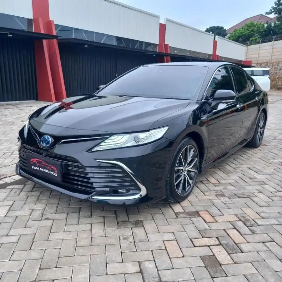toyota camry 2.5 hybrid AT 2022 nik 2021