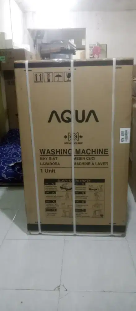 Mesin cuci top loading AQUA 1 tabung 10.5kg