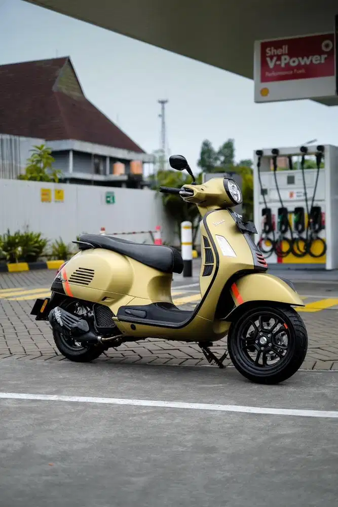 GTS SS 150 4V IGET FACELIFT KEYLESS 2024