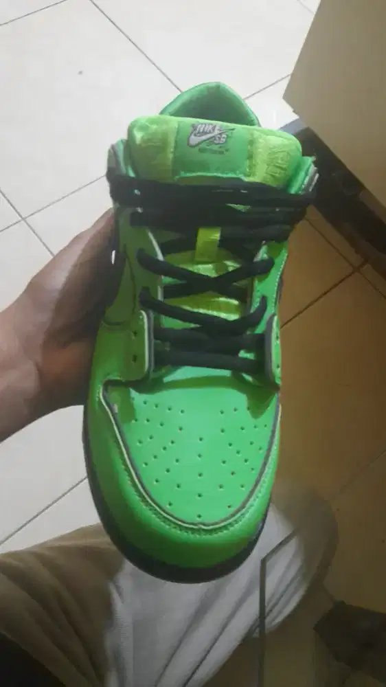 Sepatu nike sb dunk x size 41 like new