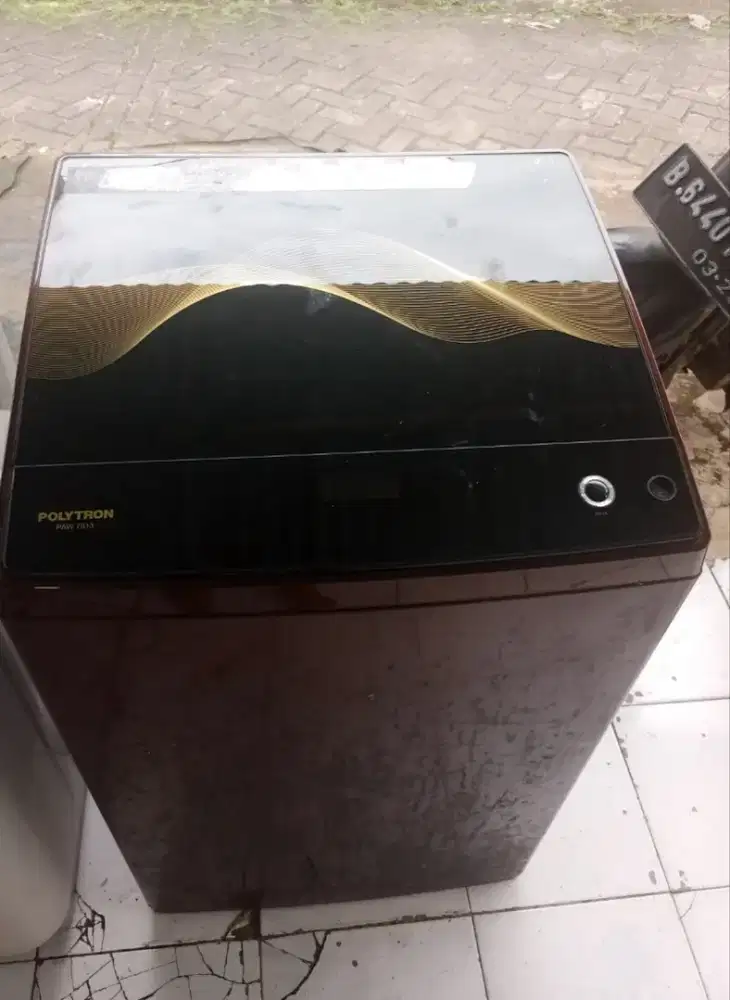 mesin cuci 1 tabung digital merek polytron
