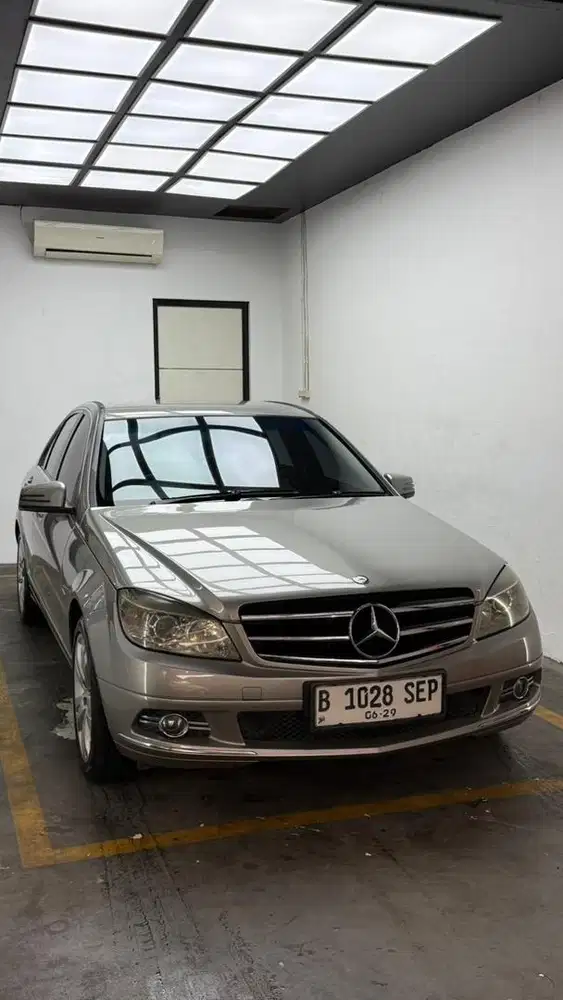 C200 W204 AVANTGARDE 2009