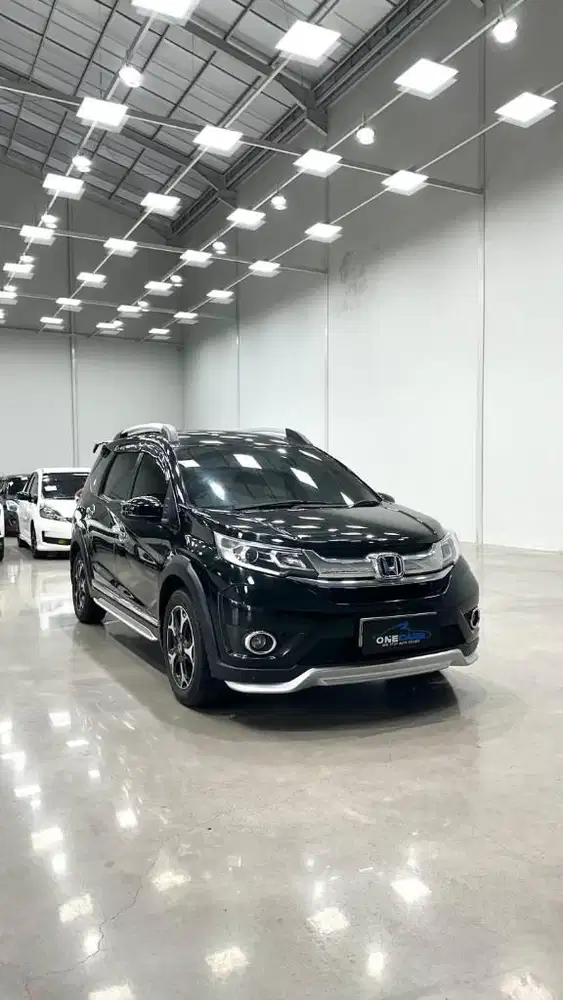 TDP 25jt! Honda BRV 1.5 Prestige AT 2017, Plat L, KM 65rb, Istimewa